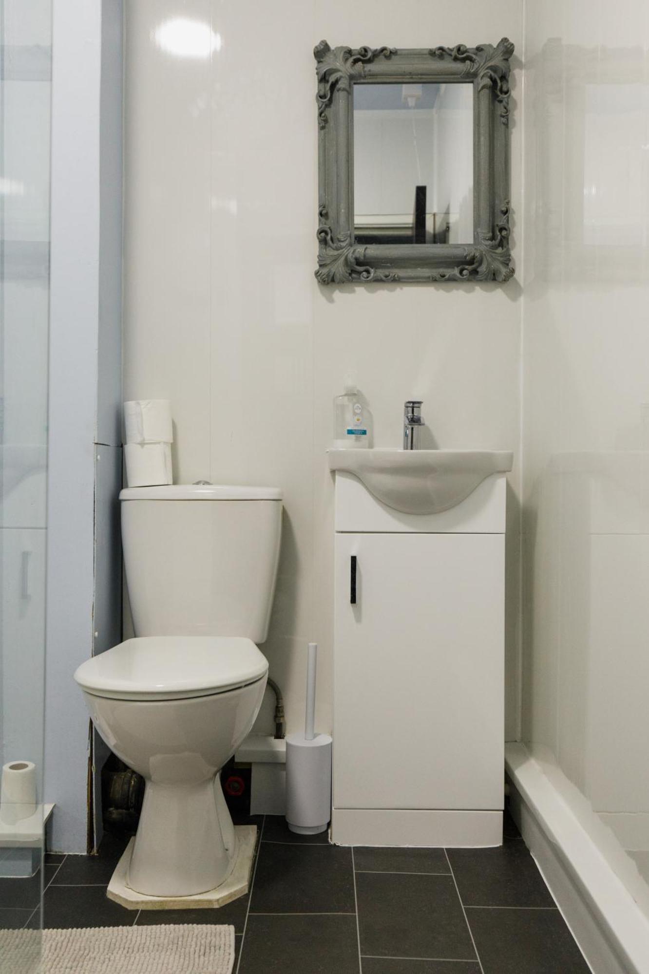St Luke'S 2 Apartment Ливърпул Екстериор снимка
